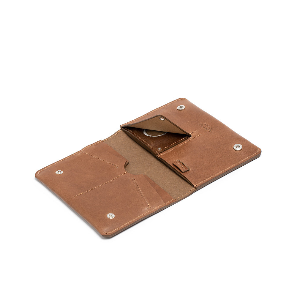 Leather Travel Wallet for AirTag (OUTLET)